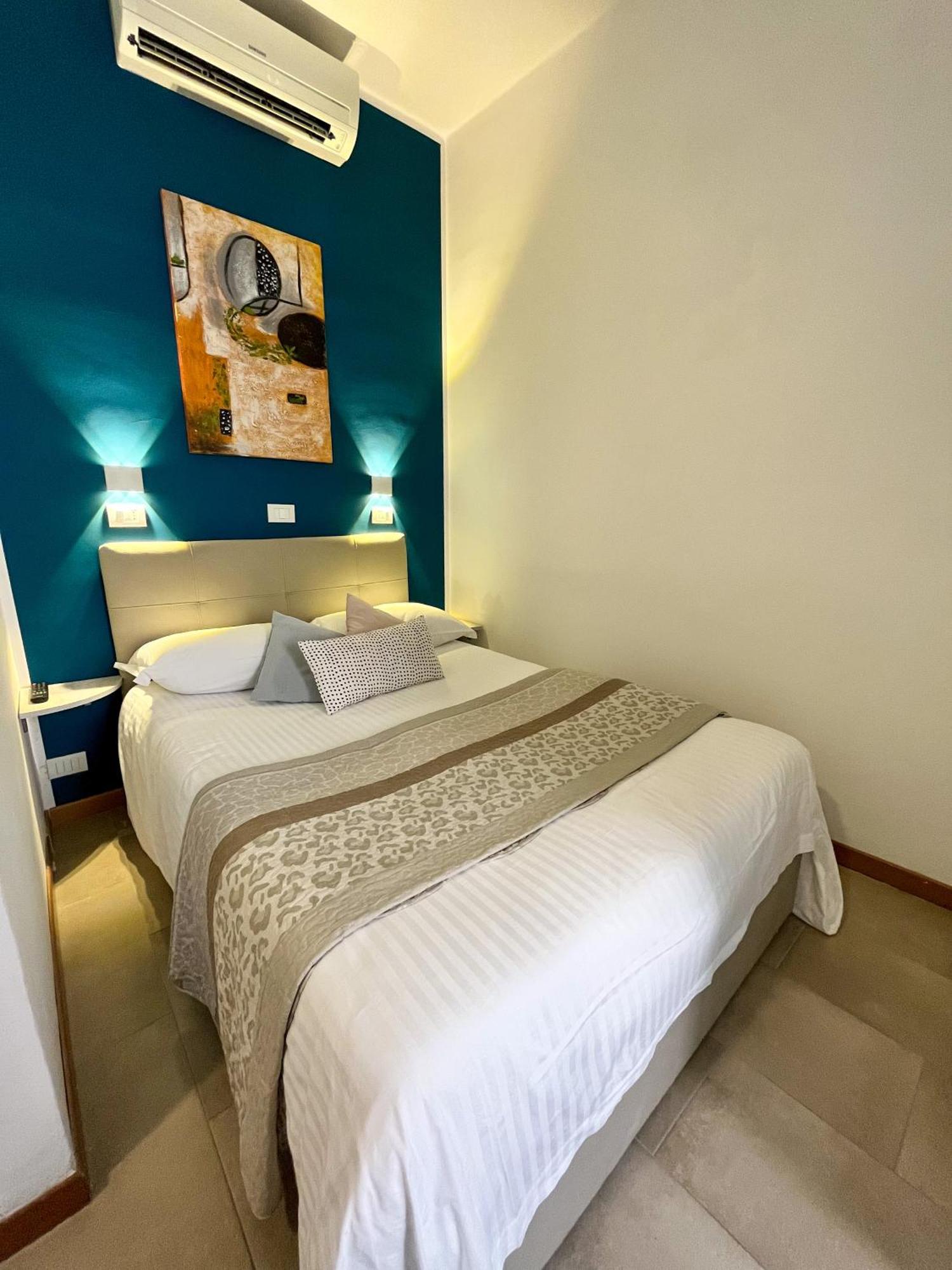 Fontanella Hotel 2*